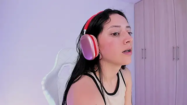Snapshot of liaqueen610 chatting on 6, 2, 2025 liaqueen610 online show from 6, 2, 2025