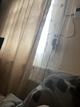 Snapshot of Romsticks chatting on 30, 11, 2025 Romsticks online show from 30, 11, 2025