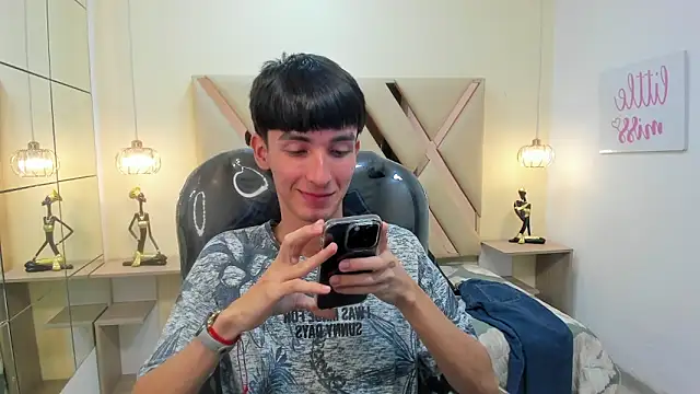 Snapshot of Jake_evans chatting on 15, 12, 2025 Jake evans online show from 15, 12, 2025