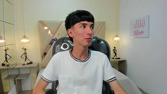 Snapshot of Jake_evans chatting on 5, 12, 2025 Jake evans online show from 5, 12, 2025