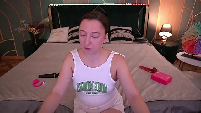 MonAmourrrR online show from 2, 10, 2025