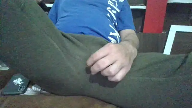 Snapshot of lovehalf08 chatting on 16, 3, 2025 lovehalf08 online show from 16, 3, 2025