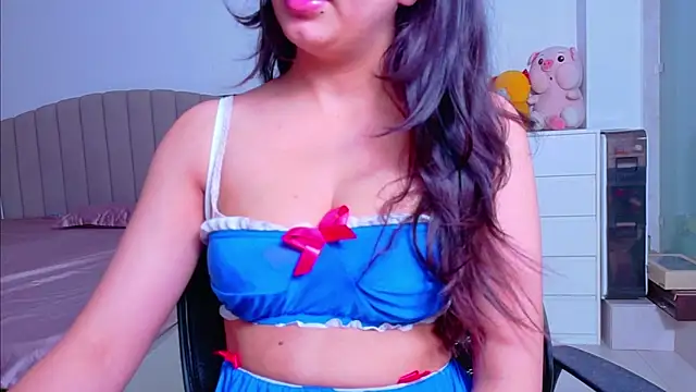Aashika-Kaur online show from 18, 12, 2025
