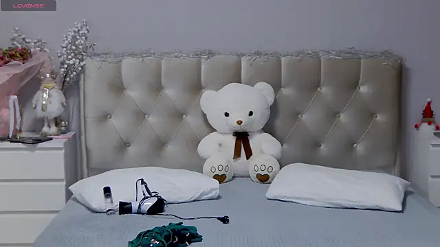 Snapshot of Baginyaaa chatting on 3, 11, 2025 Baginyaaa online show from 3, 11, 2025