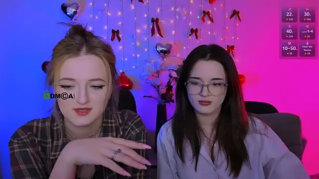 liana kisses online show from 18, 4, 2026