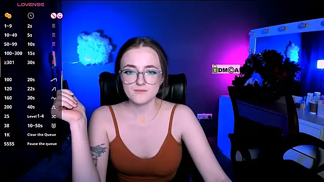 liana kisses online show from 26, 2, 2025