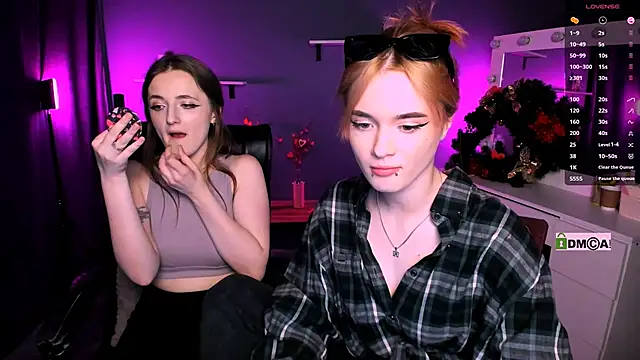 liana kisses online show from 1, 3, 2025