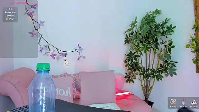 BarbaraKnox  online show from 21, 10, 2025