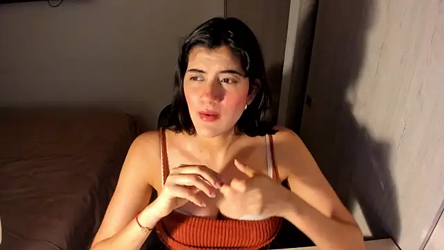 Snapshot of misstoya chatting on 1, 6, 2026 misstoya online show from 1, 6, 2026