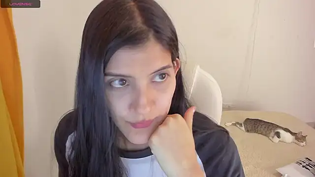 Snapshot of misstoya chatting on 18, 3, 2025 misstoya online show from 18, 3, 2025
