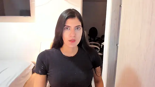 Snapshot of misstoya chatting on 10, 9, 2025 misstoya online show from 10, 9, 2025