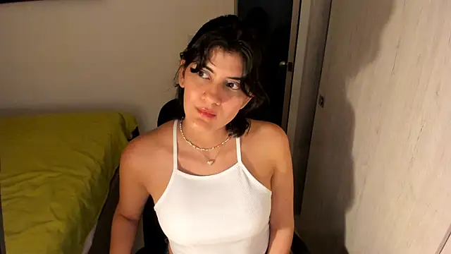 Snapshot of misstoya chatting on 5, 5, 2026 misstoya online show from 5, 5, 2026