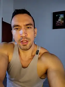 Snapshot of jhay-crux chatting on 2, 2, 2025 jhay-crux online show from 2, 2, 2025