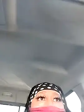 Snapshot of StaciGoodman chatting on 21, 1, 2025 StaciGoodman online show from 21, 1, 2025