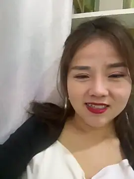 Snapshot of Efangfang chatting on 11, 3, 2025 Efangfang online show from 11, 3, 2025