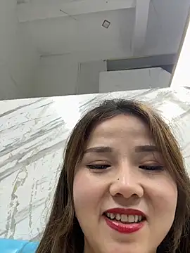Snapshot of Efangfang chatting on 2, 3, 2025 Efangfang online show from 2, 3, 2025