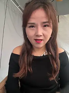 Snapshot of Efangfang chatting on 5, 3, 2025 Efangfang online show from 5, 3, 2025