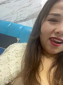 Snapshot of Efangfang chatting on 2, 3, 2025 Efangfang online show from 2, 3, 2025