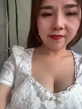 Snapshot of Efangfang chatting on 14, 3, 2025 Efangfang online show from 14, 3, 2025