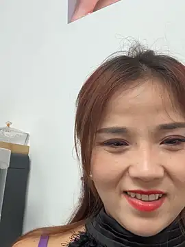 Snapshot of Efangfang chatting on 15, 9, 2025 Efangfang online show from 15, 9, 2025
