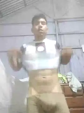 Snapshot of leyel00155 chatting on 5, 11, 2025 leyel00155 online show from 5, 11, 2025