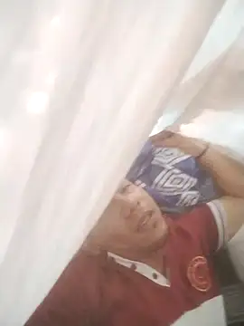 Snapshot of leyel00155 chatting on 7, 11, 2025 leyel00155 online show from 7, 11, 2025