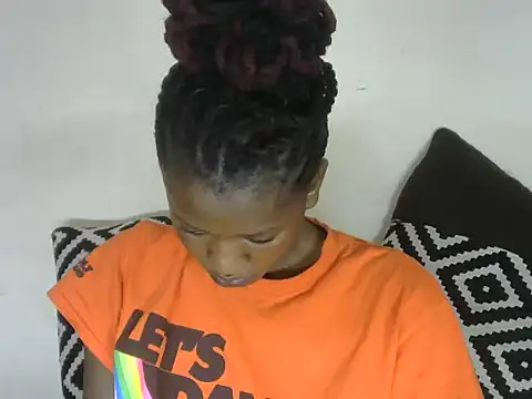 Pretty-emmie online show from 20, 2, 2025