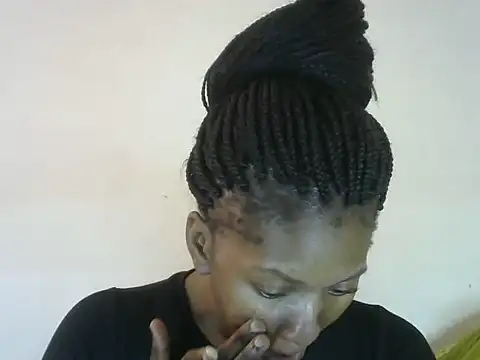 Pretty-emmie online show from 22, 9, 2025