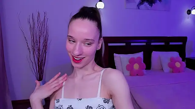 StaceySunny online show from 4, 3, 2026