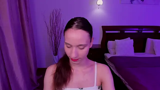 Snapshot of StaceySunny chatting on 9, 6, 2026 StaceySunny online show from 9, 6, 2026