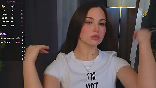 EmiliaDreams online show from 9, 12, 2024