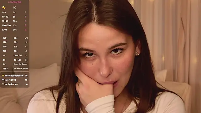 Snapshot of EmiliaDreams chatting on 1, 6, 2026 EmiliaDreams online show from 1, 6, 2026