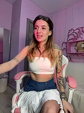 Snapshot of Jasmine_urPrincess chatting on 1, 2, 2026 Jasmine urPrincess online show from 1, 2, 2026