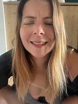 Nina blain online show from 22, 3, 2026