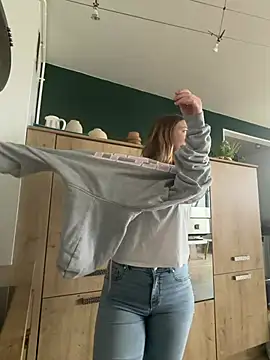 Nina blain online show from 13, 2, 2026