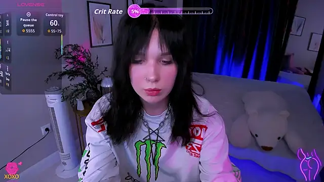 Snapshot of Lia_xxGirl chatting on 12, 9, 2025 Lia xxGirl online show from 12, 9, 2025