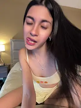 Valentcouple online show from 5, 5, 2026