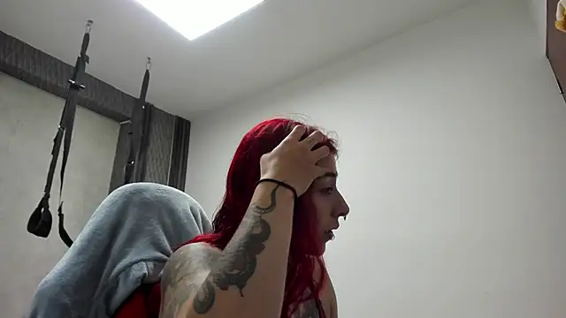 selene red  online show from 22, 4, 2026