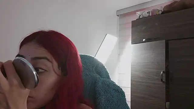 selene red  online show from 14, 7, 2026