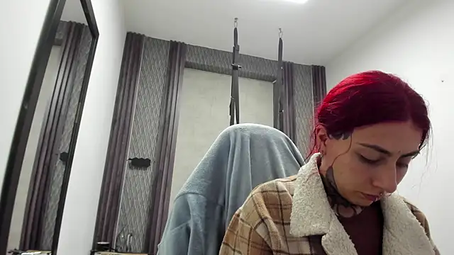 selene red  online show from 26, 5, 2026