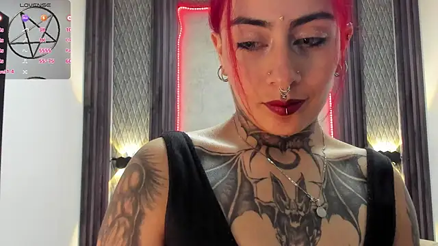 selene red  online show from 4, 3, 2025