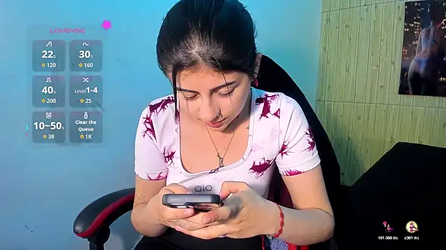 Snapshot of Bonnye_star chatting on 25, 4, 2026 Bonnye star online show from 25, 4, 2026