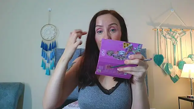 Snapshot of IberianMoonMK chatting on 25, 11, 2025 IberianMoonMK online show from 25, 11, 2025