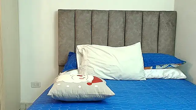 karina lewis  online show from 16, 12, 2025