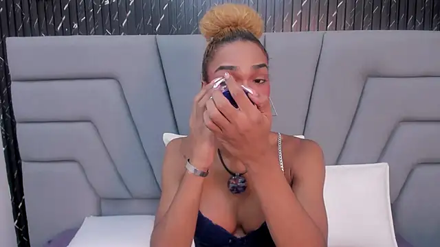 NaomiSteward online show from 14, 11, 2025