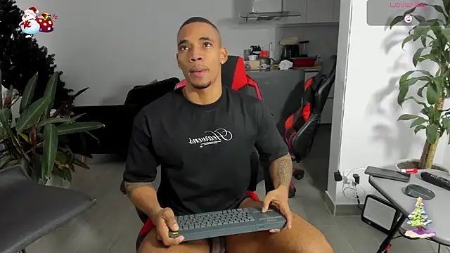 TROYWESLY- online show from 21, 12, 2025