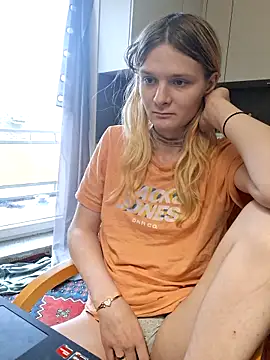 emma neko online show from 11, 11, 2025