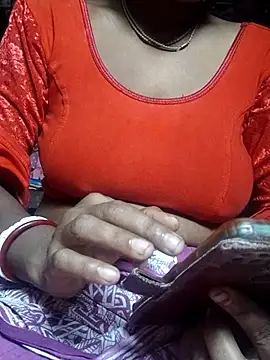 Snapshot of DARK_WINE_ chatting on 8, 10, 2025 DARK WINE  online show from 8, 10, 2025