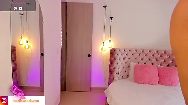 madisson davon online show from 1, 3, 2026