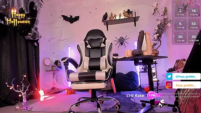 freya goddes  online show from 24, 10, 2025